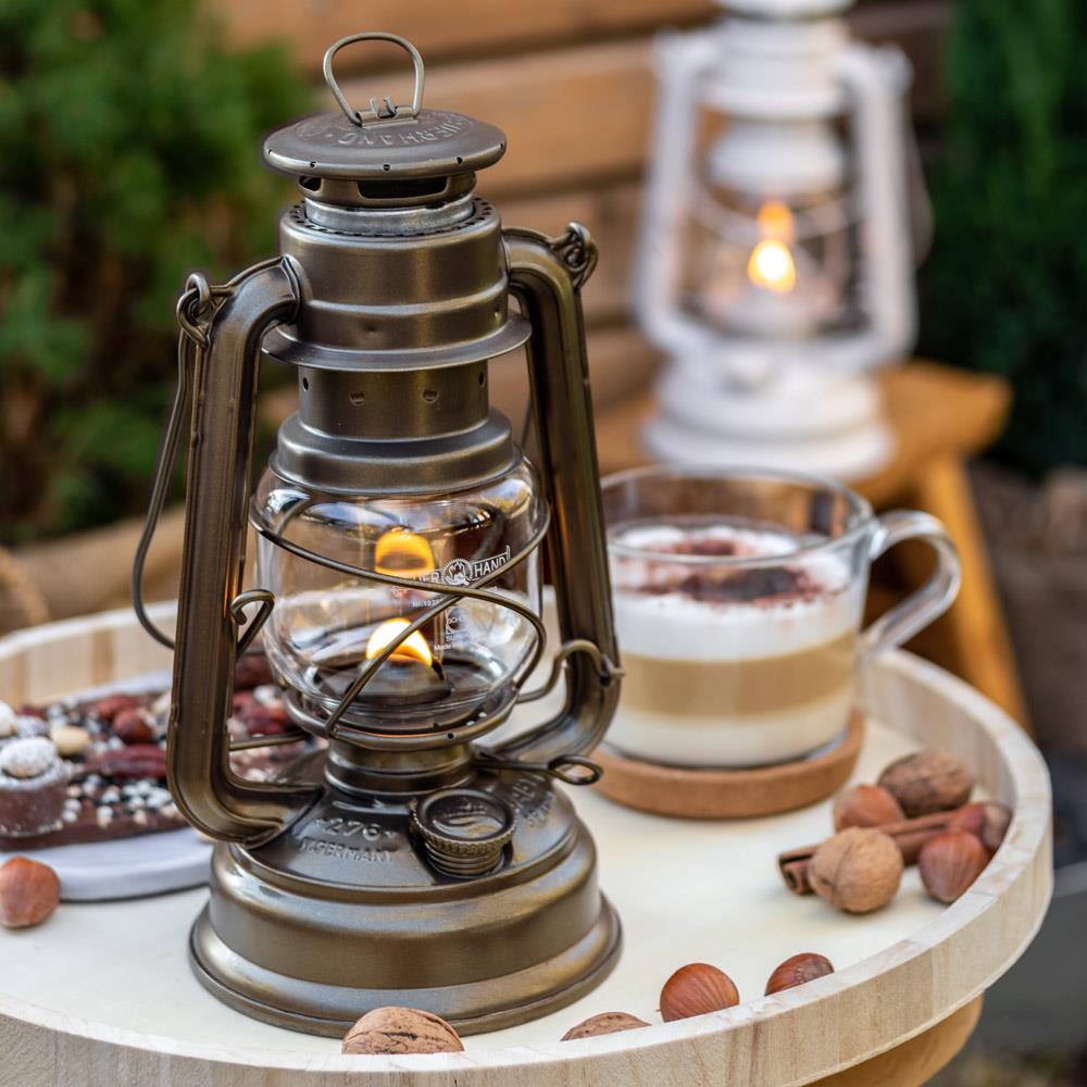 Lampe, Laterne, Tasse