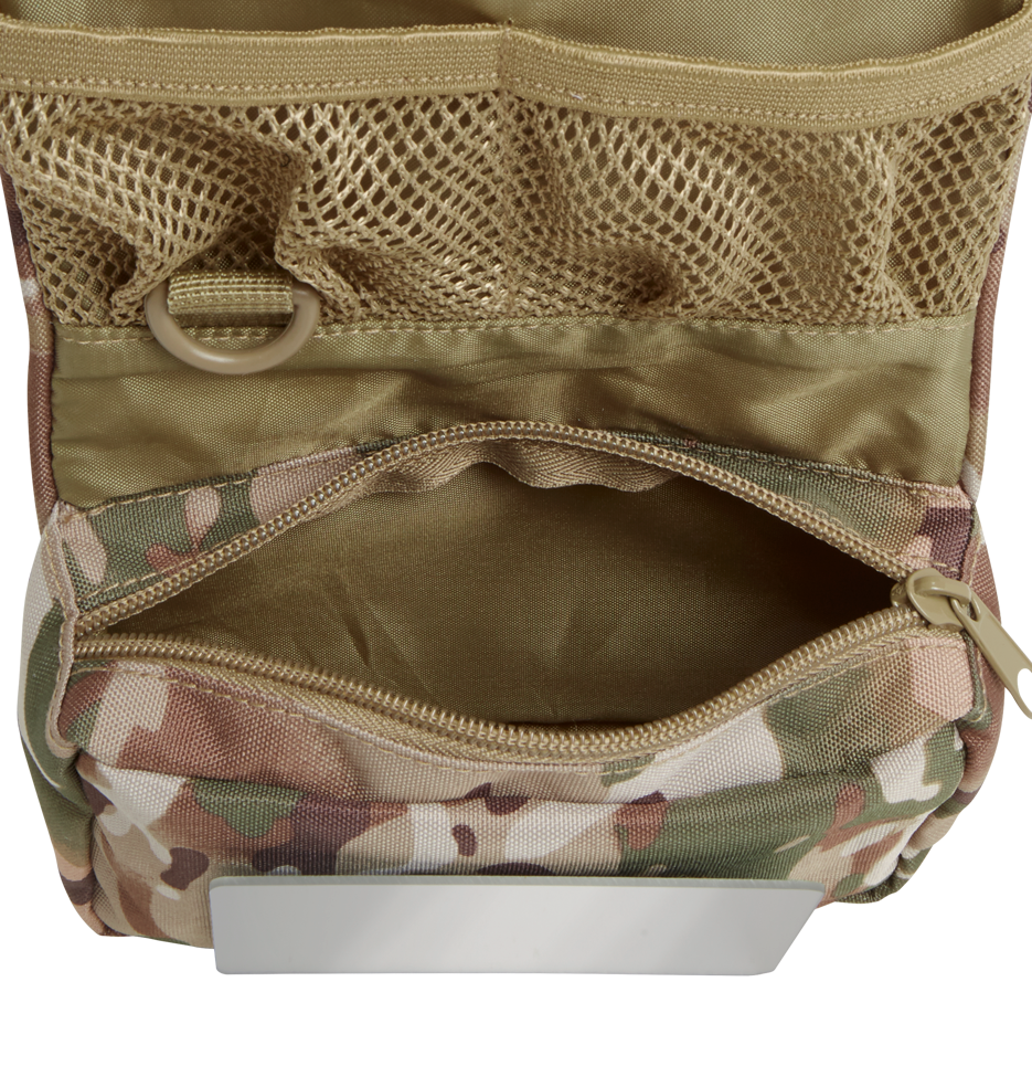 Toiletry Bag Medium tactical camo