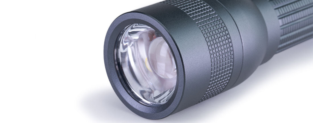 Taschenlampe Q2xr (800 Lumen) + Q1mini als Geschenk!
