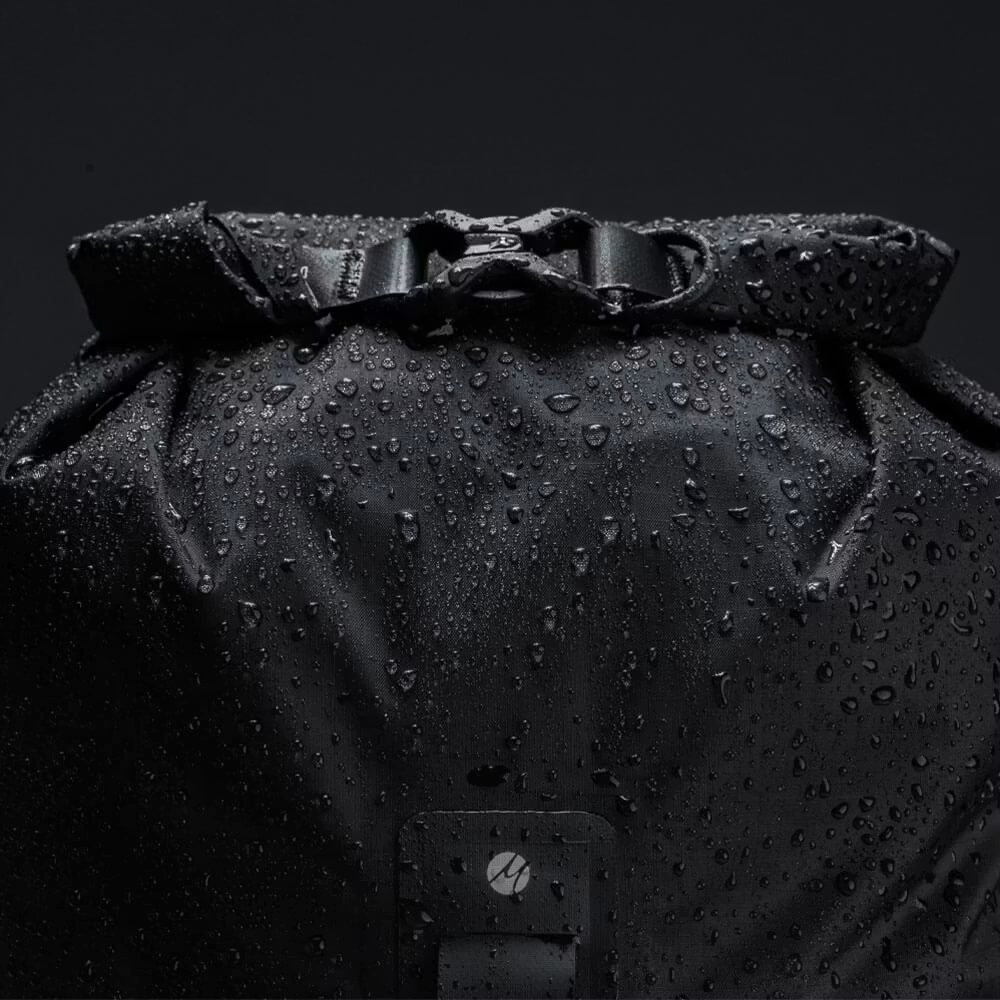 Rucksack, Regenschutz, wasserdicht, schwarz, Reißverschlussverschluss