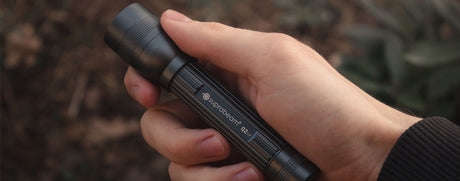 Taschenlampe Q2xr (800 Lumen) + Q1mini als Geschenk!