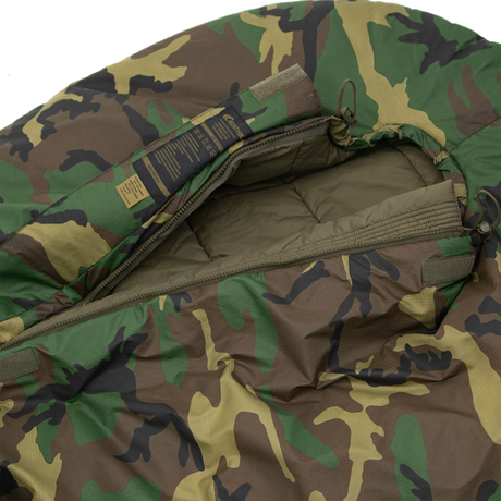 Carinthia - Defence 4 woodland Grösse M (Schlafsack)