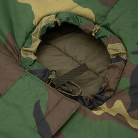 Carinthia - Defence 4 woodland Grösse M (Schlafsack)