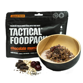 Chocolate Muesli with Cherries (Schokoladenmüsli mit Kirschen)