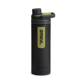 Wasserflasche, Sportflasche, Metallflasche, schwarze Flasche, grüne Beschriftung