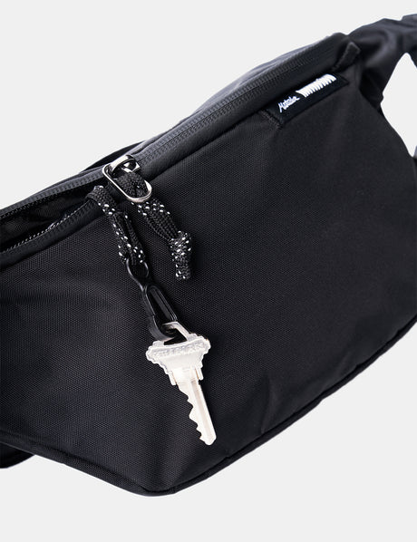 Tasche, Reißverschluss, Vorderer Reißverschluss, Schlüsselanhänger, schwarzer Stoff