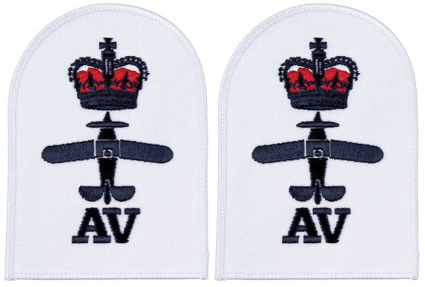 Brit. Stickabzeichen, weiss, &quot;ROYAL NAVY, AV&quot;, neuw.