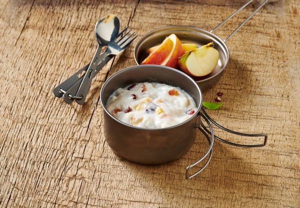 Trek&#039;n Eat - Griessspeise mit Früchten