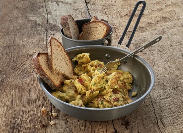 Trek&#039;n Eat - Rührei mit Zwiebeln